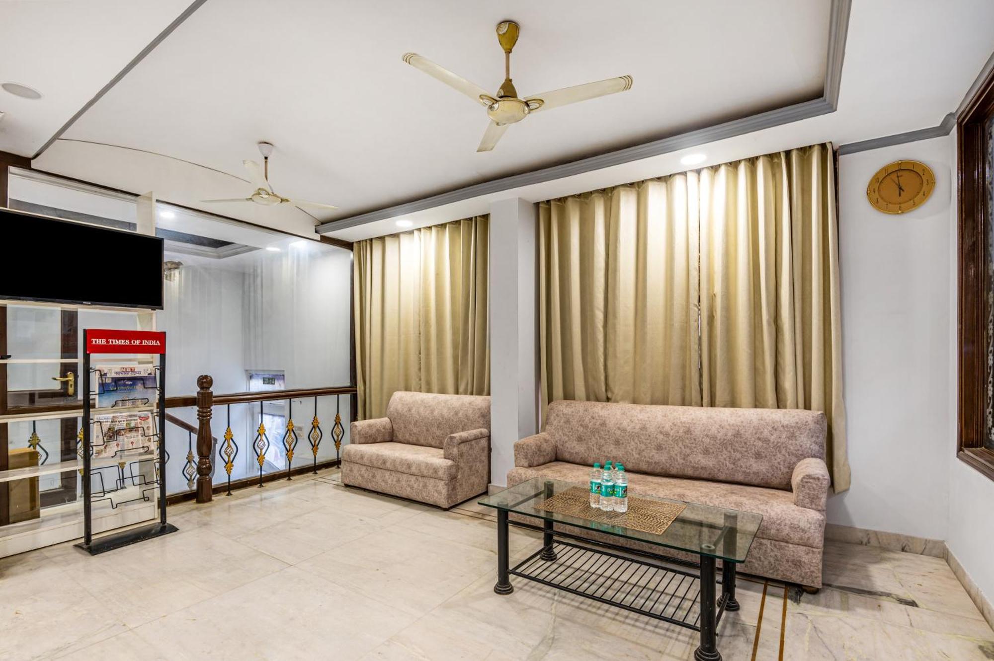 Hotel Nice Palace Δελχί Εξωτερικό φωτογραφία